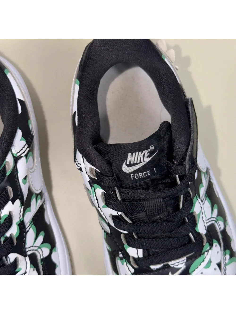 Nike Force 1 LV8 Daisy Floral Low Top Sneakers Toddler Size 10.5C